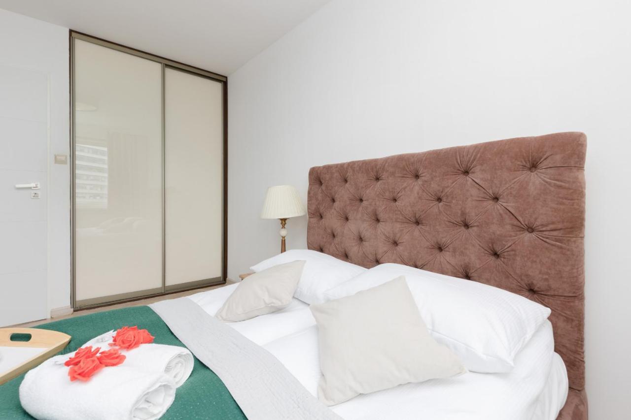 Zlota Apartment Center Of Warsaw By Noclegi Renters 外观 照片