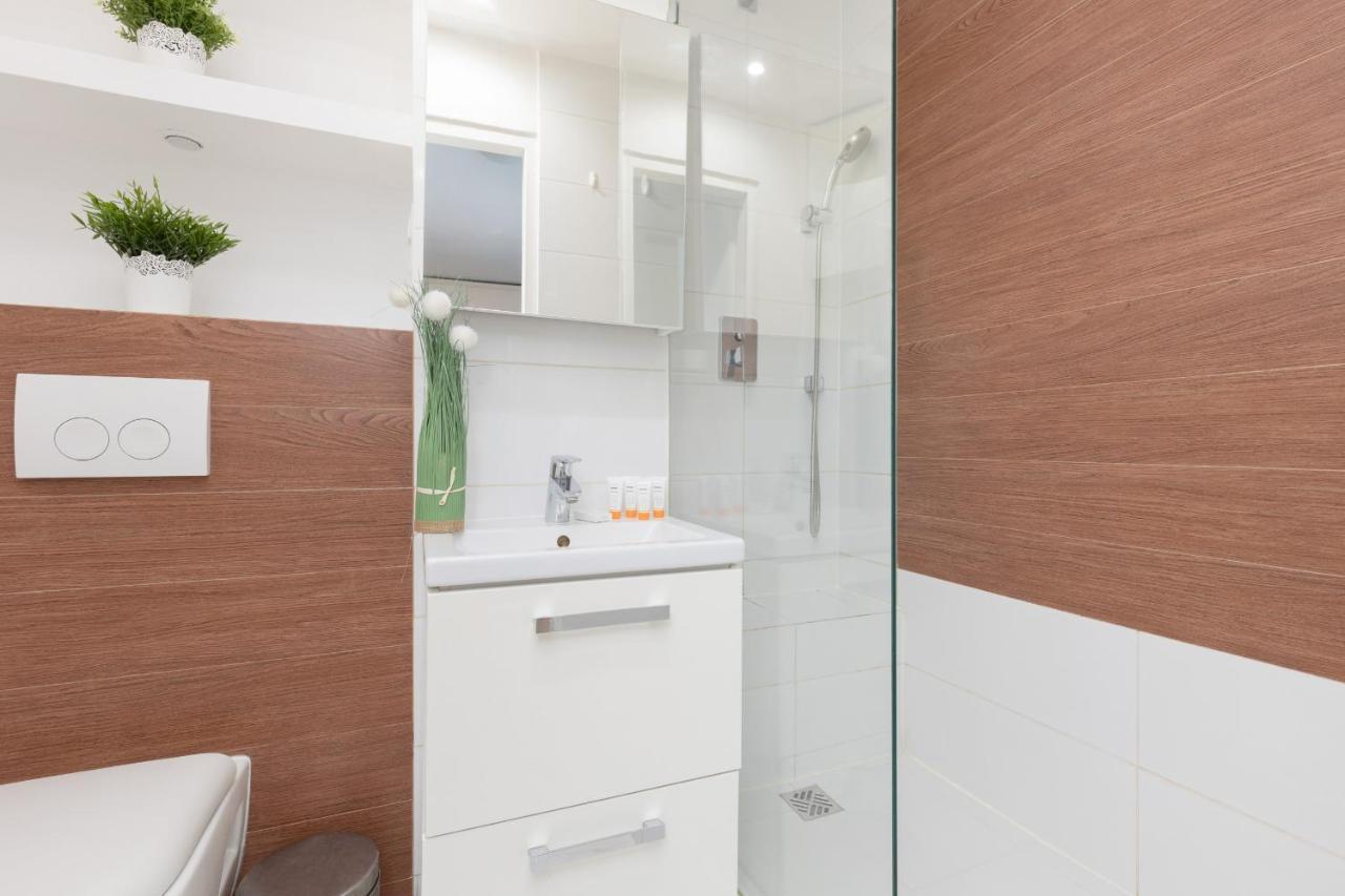 Zlota Apartment Center Of Warsaw By Noclegi Renters 外观 照片